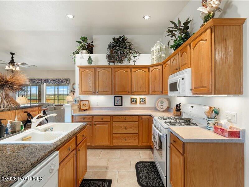 2415 Sherry Paulden, AZ 86334 - Photo 12 of 41 13-Kitchen