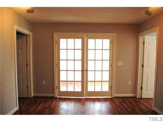 929 Morreene Road, Unit B13 Durham, NC 27705 - Photo 3 of 11
