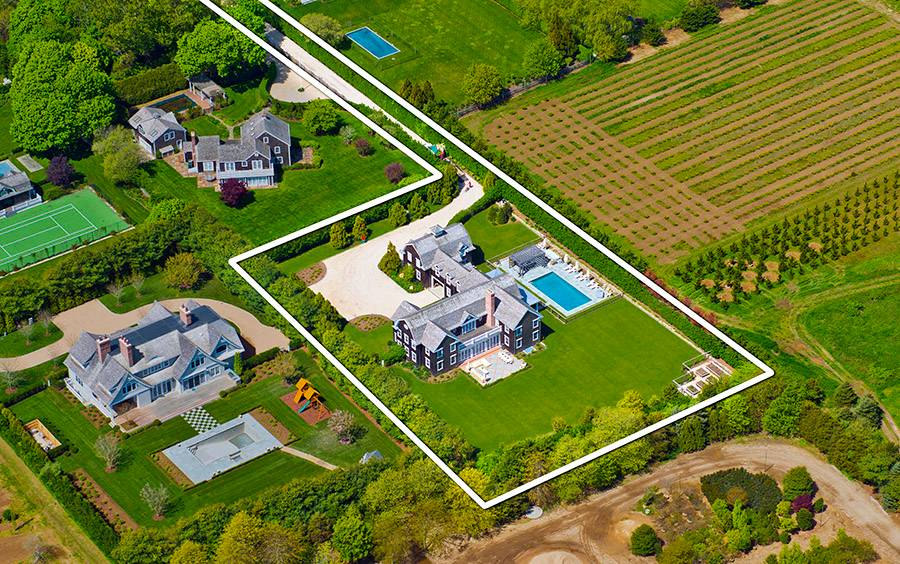 373 Mitchell Lane Bridgehampton, NY 11932 - Photo 2 of 34 a view of a tennis court