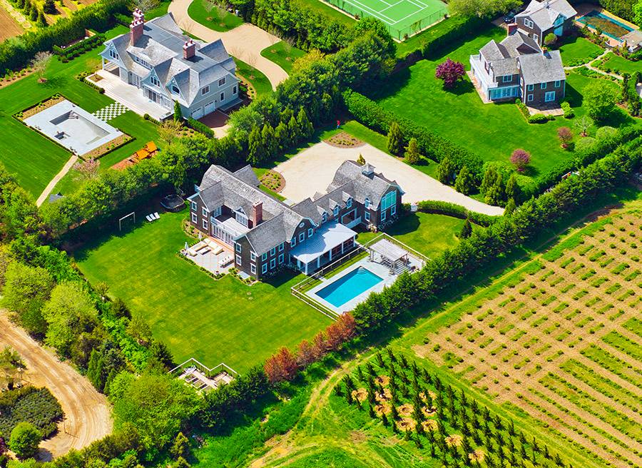 373 Mitchell Lane Bridgehampton, NY 11932 - Photo 34 of 34 an aerial view of a house with a garden
