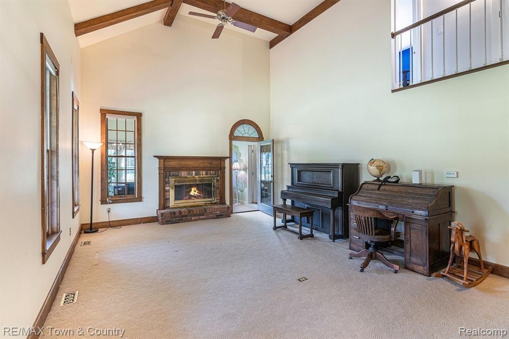 6277 Elms Road Flushing, MI 48433 - Photo 4 of 47 50085997-3.JPG
