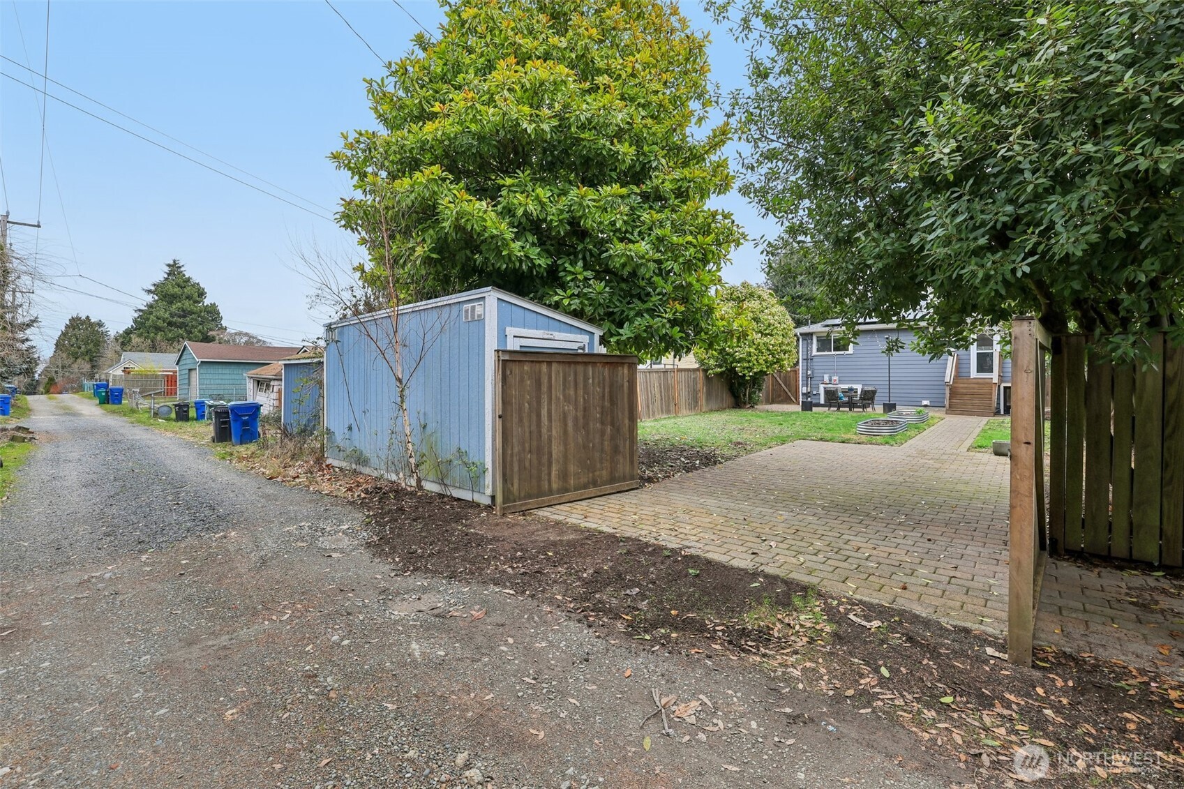 7945 17th Avenue Southwest Seattle, WA 98106 - Photo 28 of 35