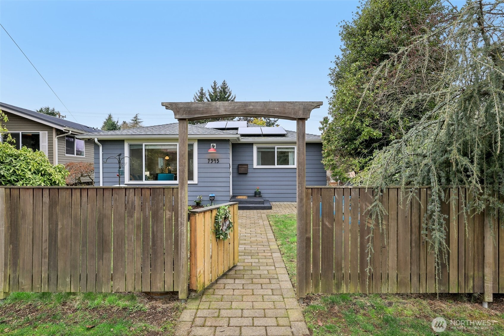 7945 17th Avenue Southwest Seattle, WA 98106 - Photo 31 of 35