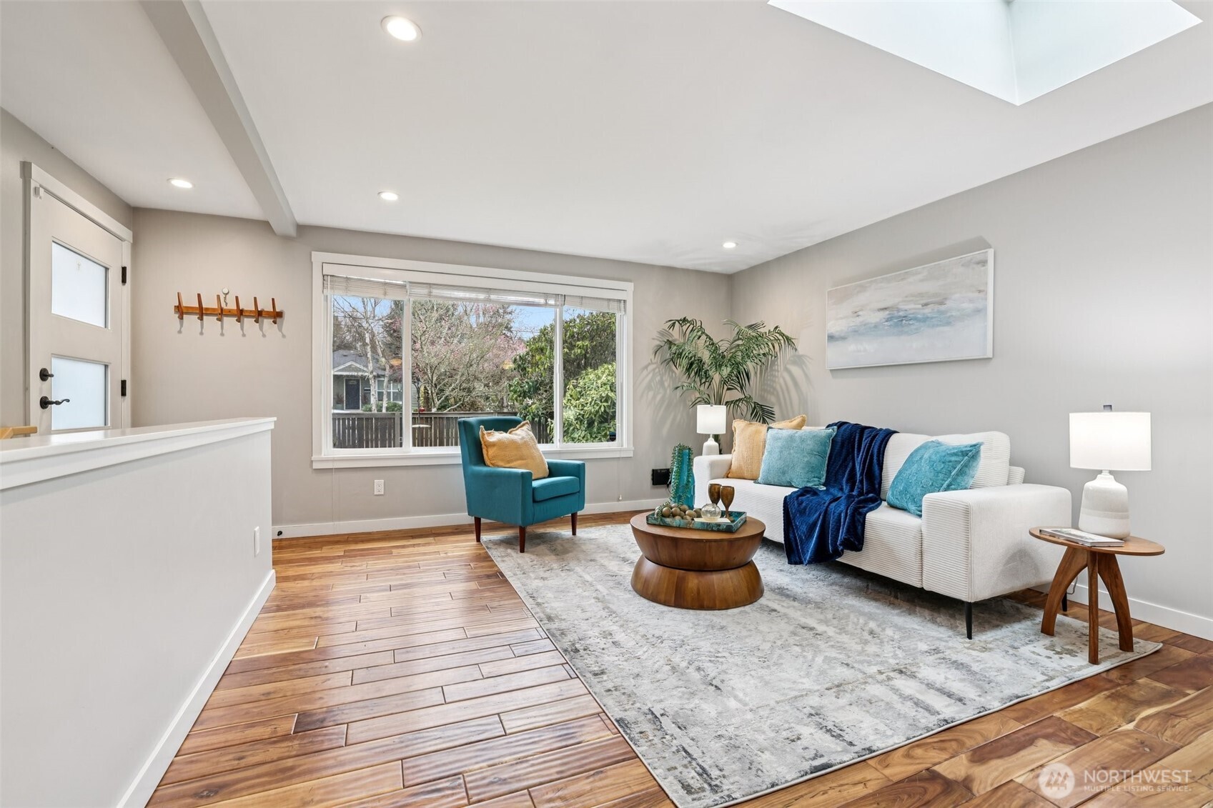 7945 17th Avenue Southwest Seattle, WA 98106 - Photo 10 of 35