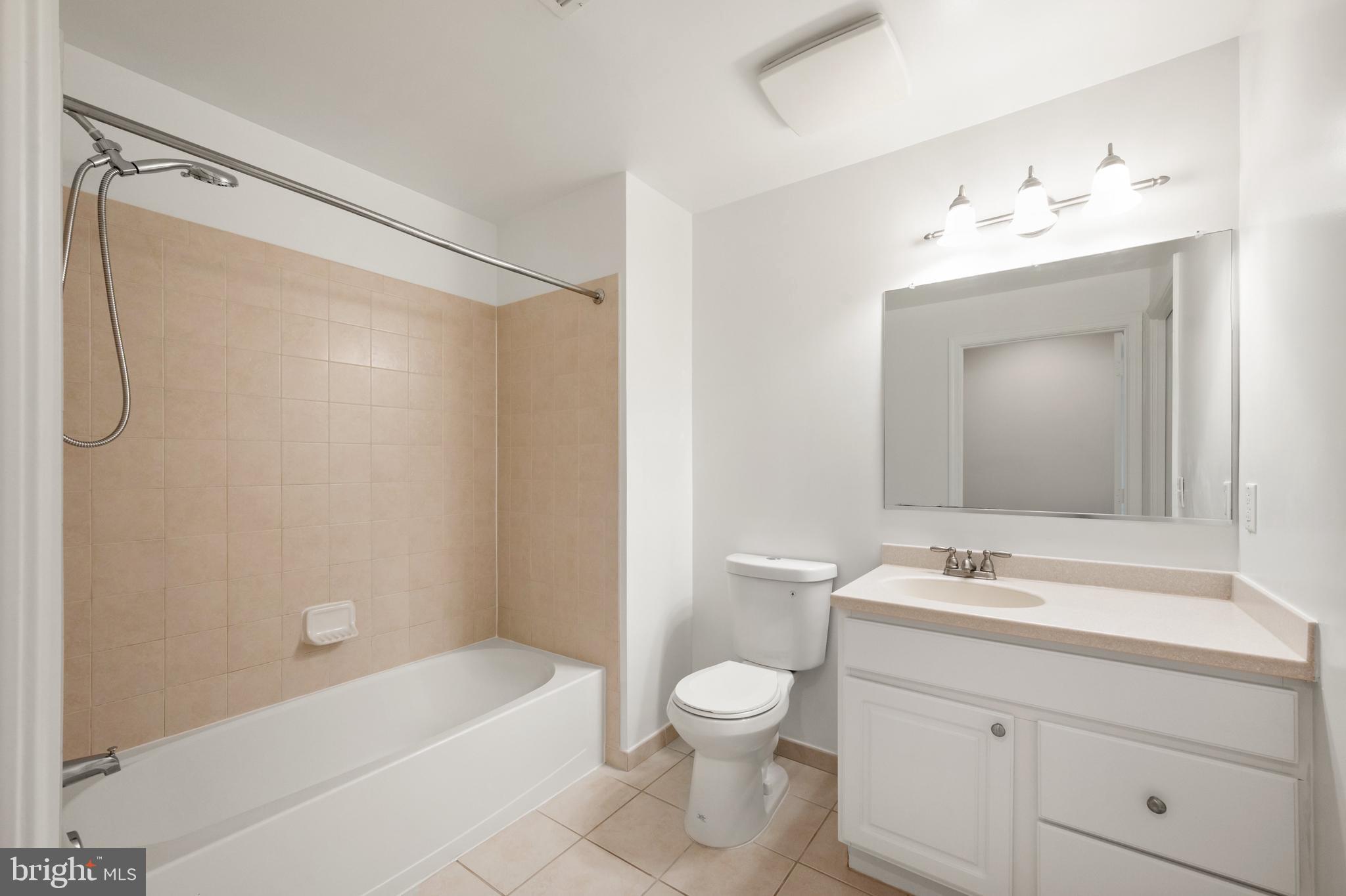 3650 South Glebe Road, Unit 1048 Arlington, VA 22202 - Photo 28 of 48