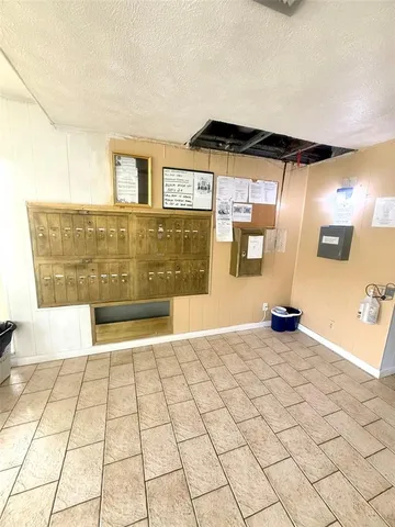 $1,500 | 4821 Northwest 22nd Court, Unit 211, Lauderhill, FL 33313
