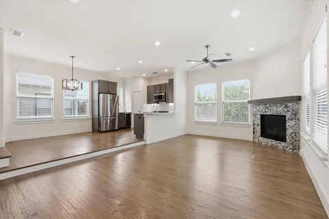 $525,000 | 5905 Ross Avenue, Unit 1, Dallas, TX 75206
