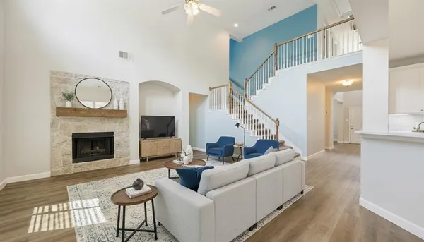 $445,000 | 411 Rock Meadow Trail, Mansfield, TX 76063