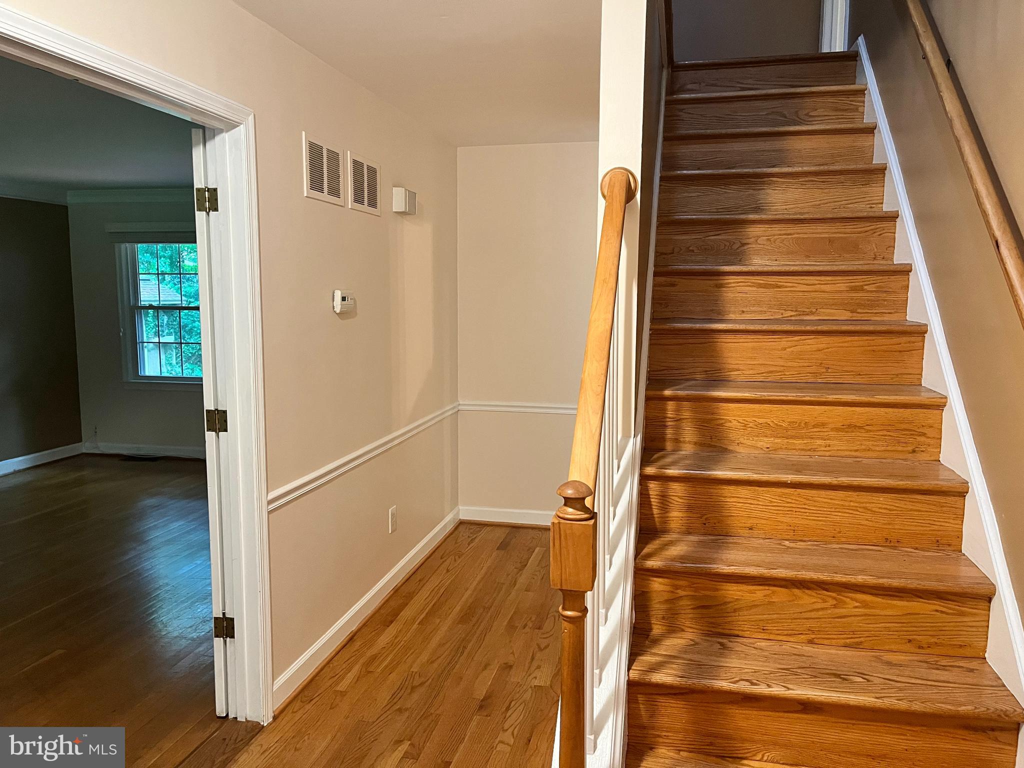 10220 Vale Road Vienna, VA 22181 - Photo 9 of 28