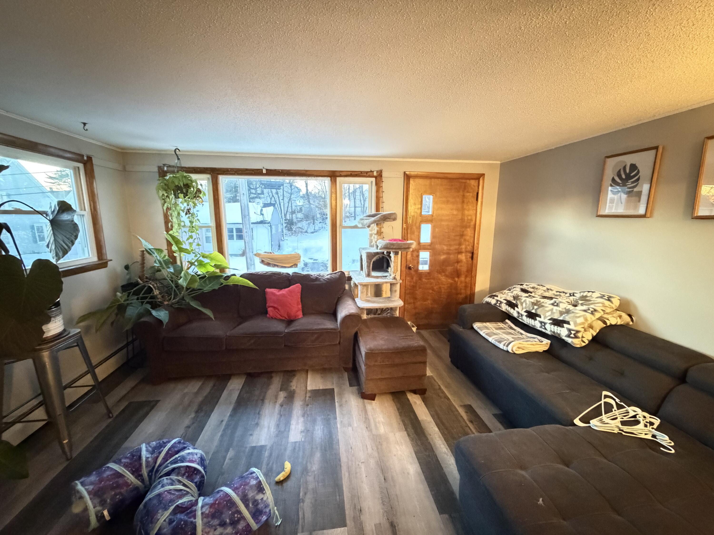 43 Eustis Street Lewiston, ME 04240 - Photo 18 of 30 IMG_4080