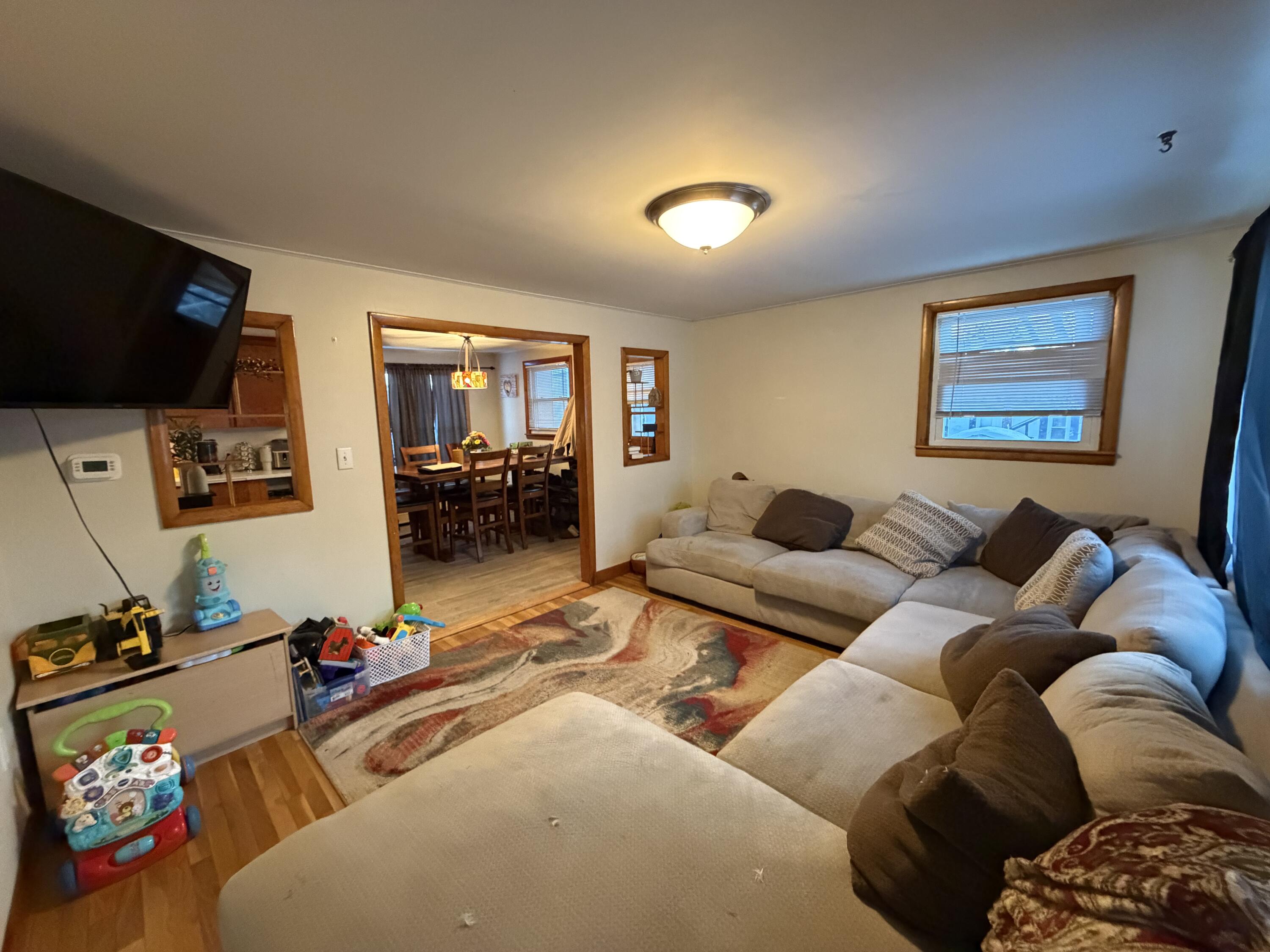 43 Eustis Street Lewiston, ME 04240 - Photo 6 of 30 IMG_4059