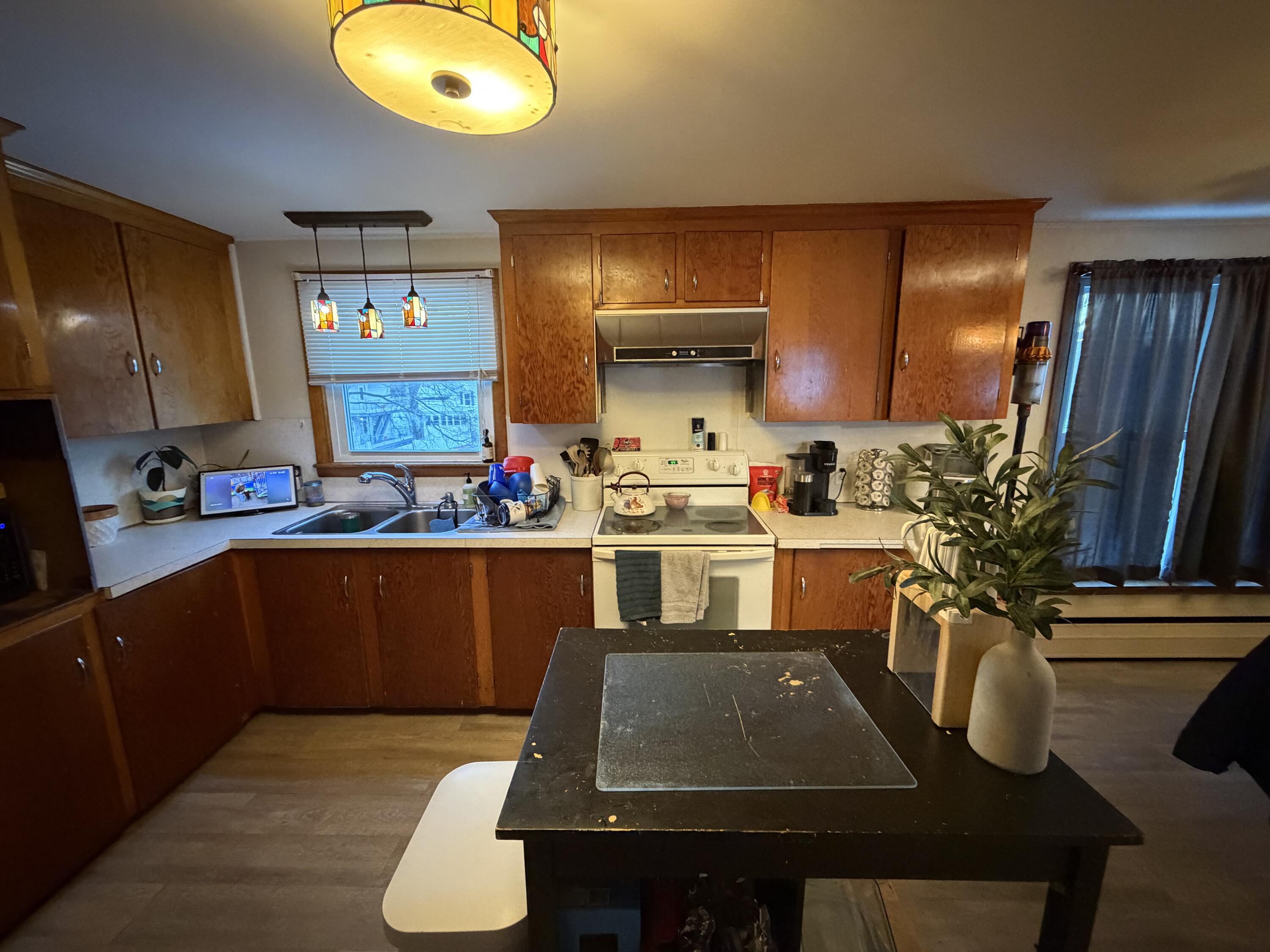 43 Eustis Street Lewiston, ME 04240 - Photo 9 of 30 IMG_4060