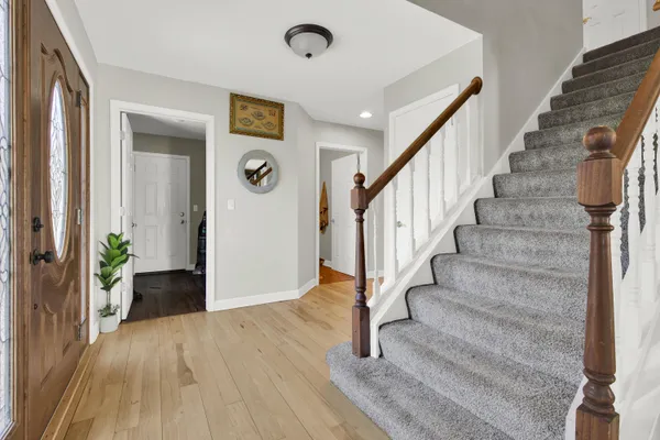 $819,999 | S25W29201 Cambrian Ridge, Genesee, WI 53188