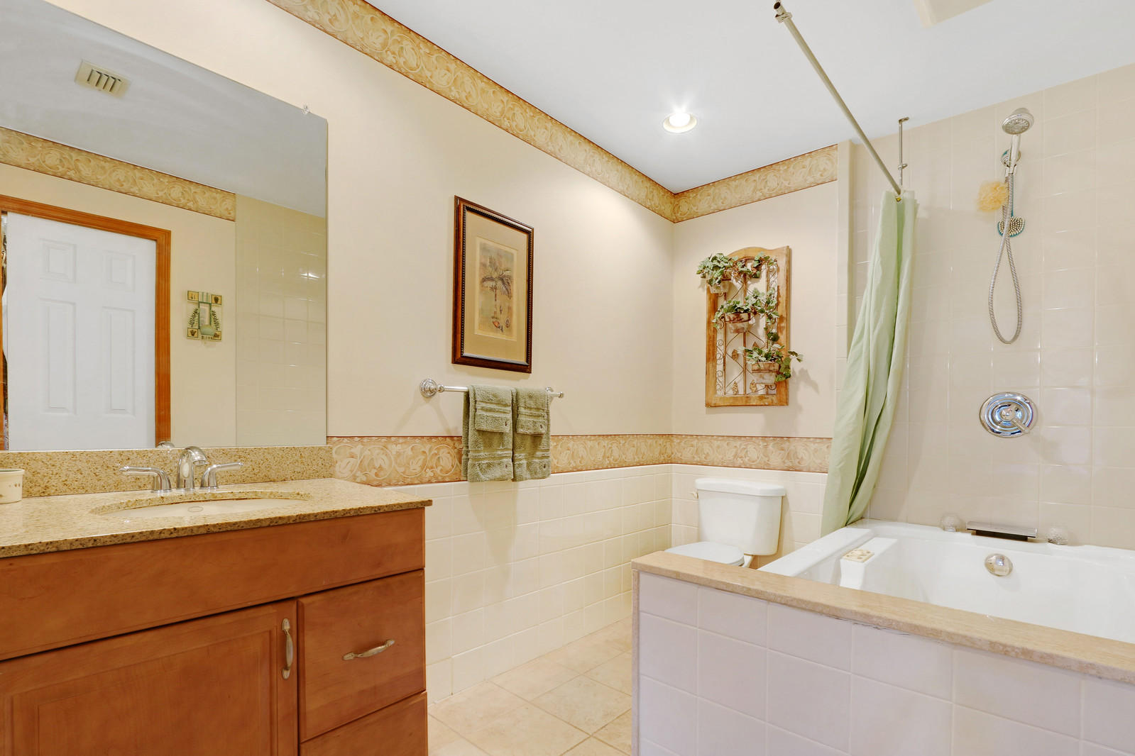 11698 Timbers Way Boca Raton, FL 33428 - Photo 13 of 32 Master Bathroom
