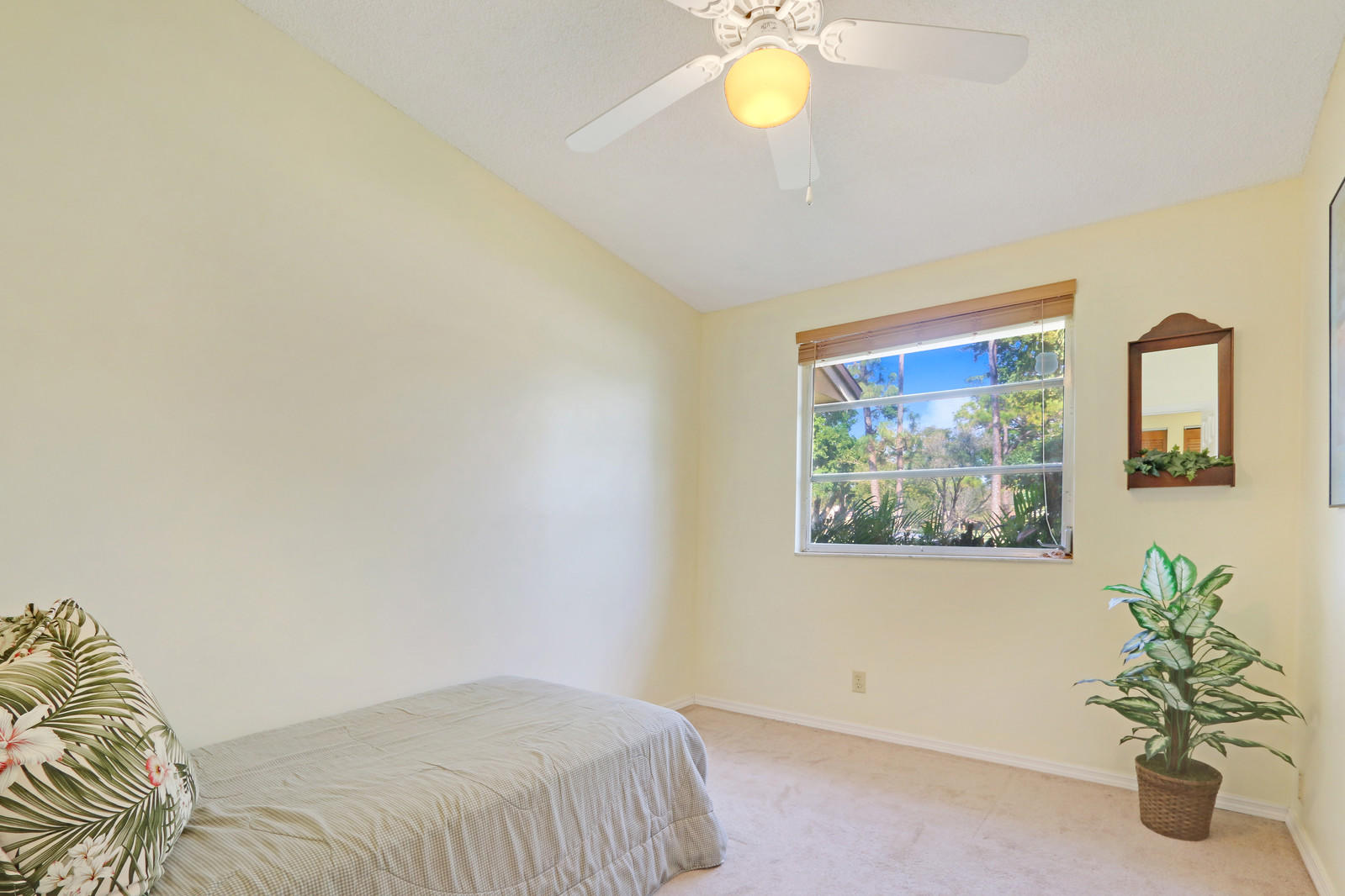 11698 Timbers Way Boca Raton, FL 33428 - Photo 16 of 32 Bedroom 3