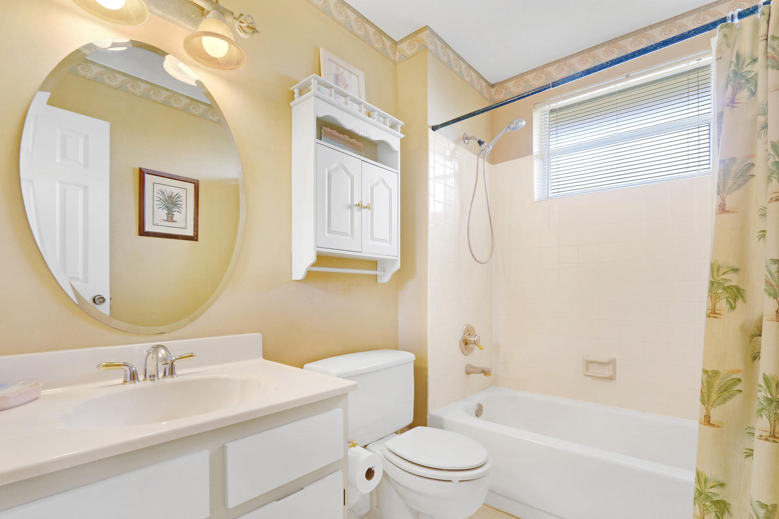 11698 Timbers Way Boca Raton, FL 33428 - Photo 17 of 32 Bathroom 2