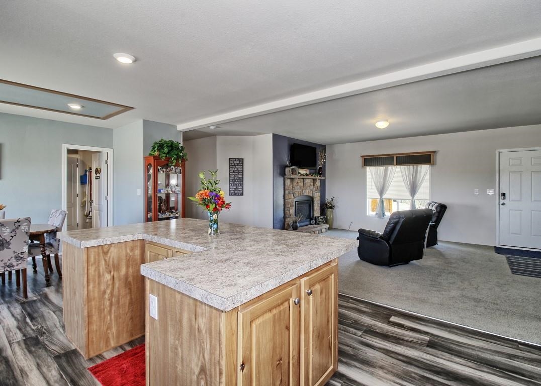 1831 10 Road Mack, CO 81525 - Photo 9 of 27 a living room with furniture and a table