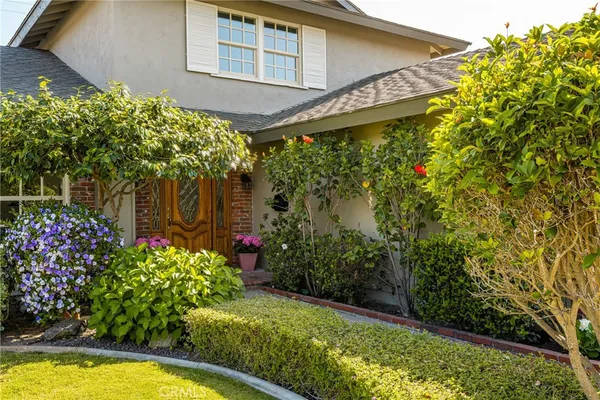$1,480,000 | 17442 Amaganset Way, Tustin, CA 92780