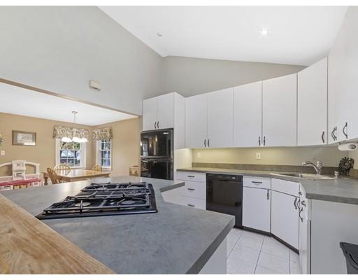 35 Oaks Road Framingham, MA 01702 - Photo 6 of 37 Gallery Image 6