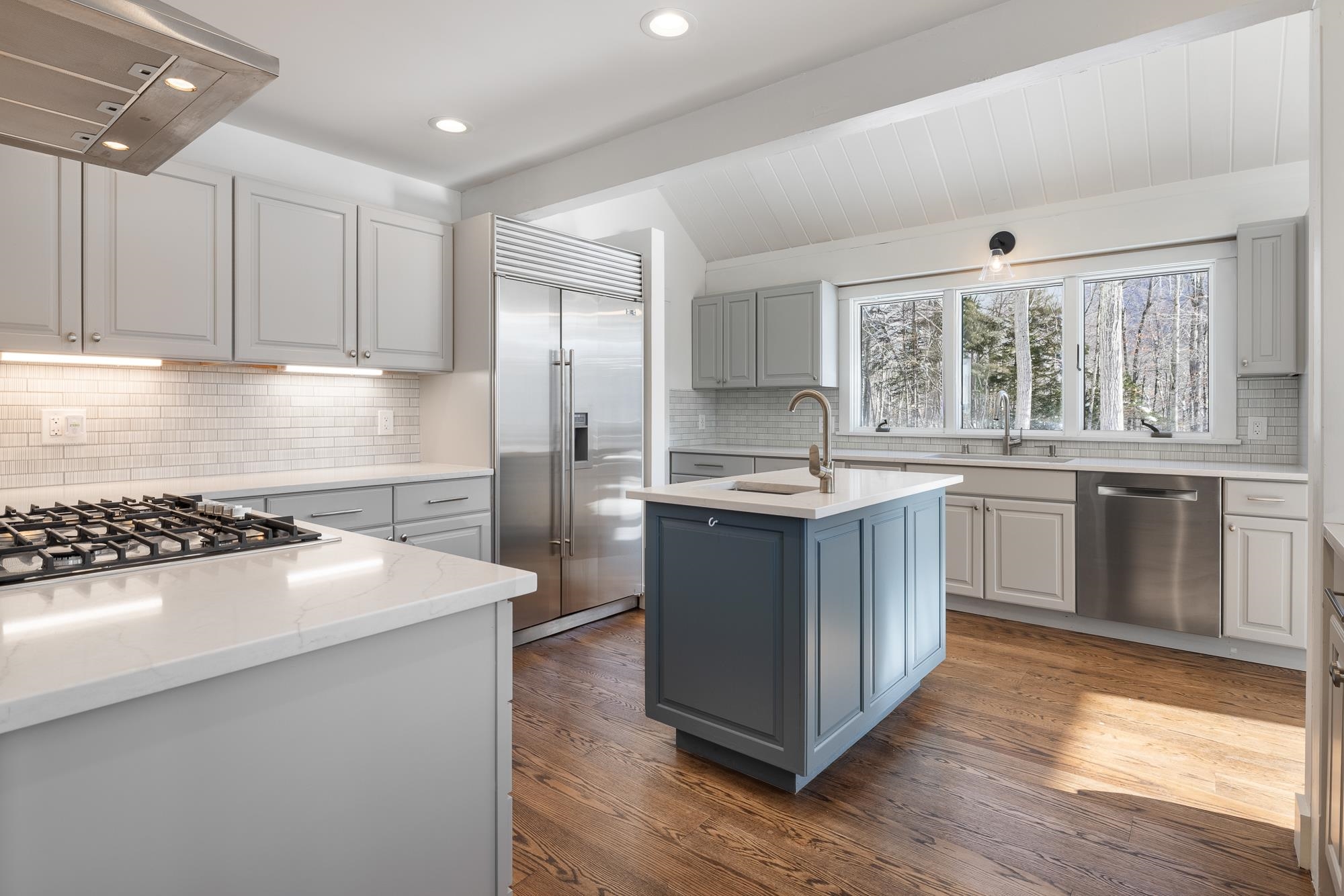 276 Wilcox Hollow Road Sandgate, VT 05250 - Photo 11 of 50