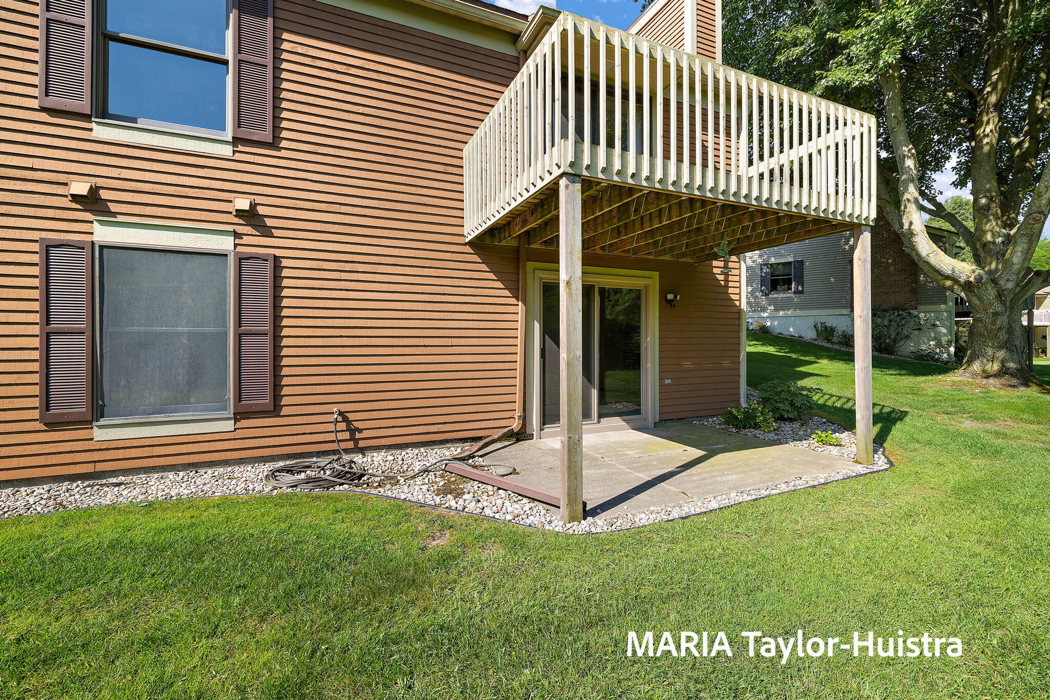 17515 Meadow Wood Road, Unit 30 Spring Lake, MI 49456 - Photo 8 of 47 10-web-or-mls-1G1A7826