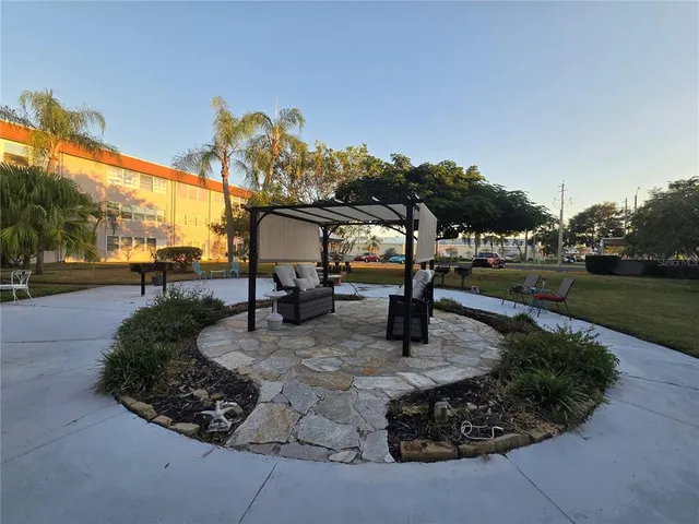 $1,875 | 211 Pasadena Avenue North, Unit 107, St. Petersburg, FL 33710