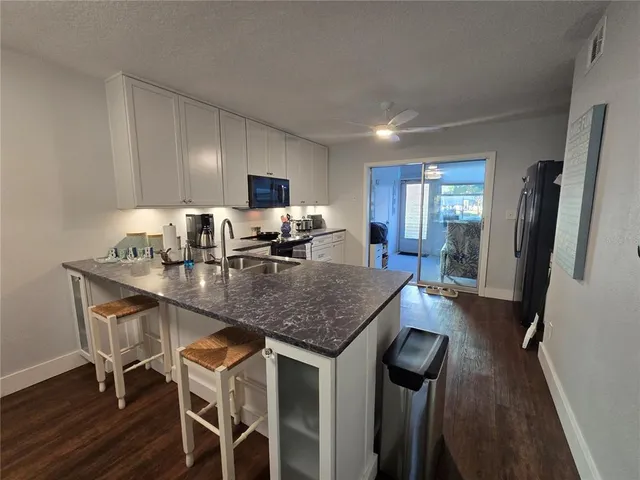 $1,875 | 211 Pasadena Avenue North, Unit 107, St. Petersburg, FL 33710