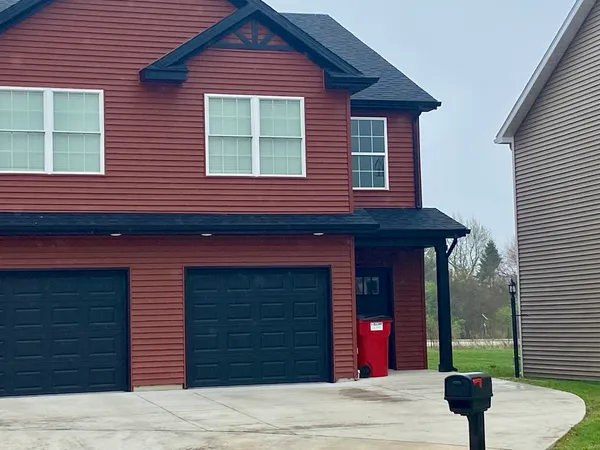 $237,000 | 3315 Stoneway Court, Champaign, IL 61822