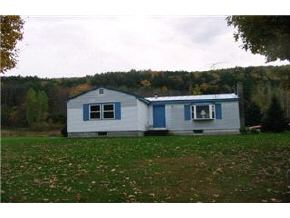 1655 Latham Road Thetford, VT 05043 - Photo 3 of 6 Gallery Image 3