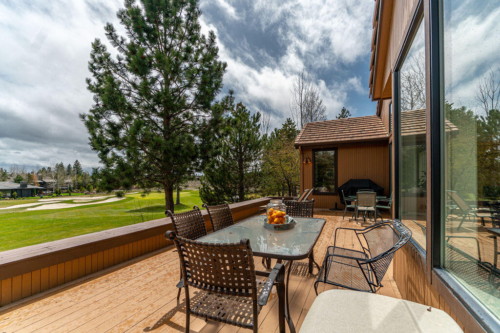 61957 Fall Creek Loop Bend, OR 97702 - Photo 26 of 42 Back Deck 5