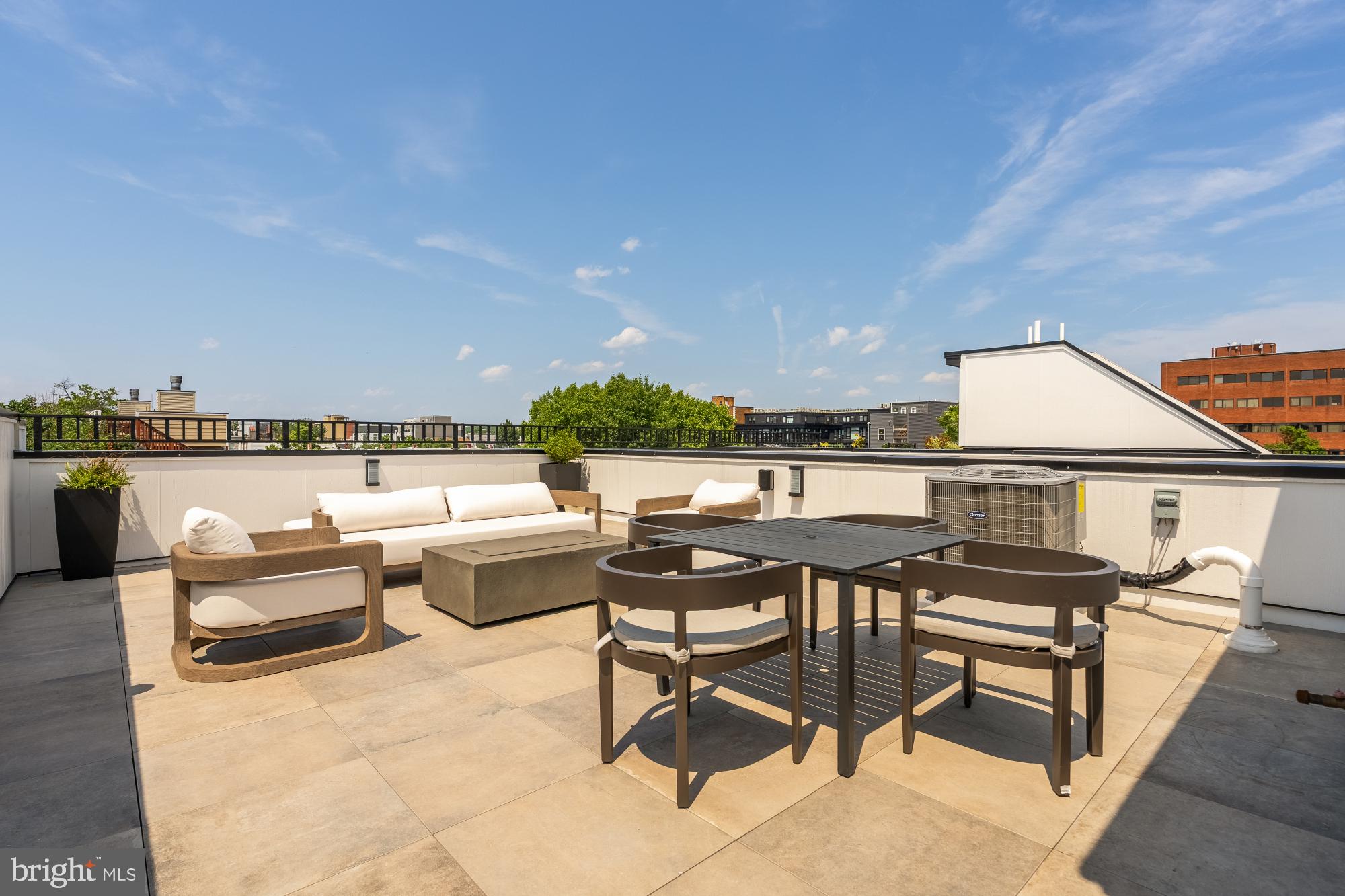 733 Euclid Street Northwest, Unit 302 Washington, DC 20001 - Photo 48 of 55