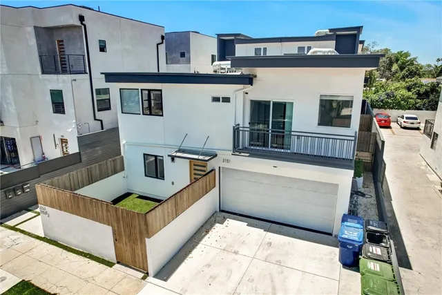 $5,995 | 2153 South West View Street, Los Angeles, CA 90016