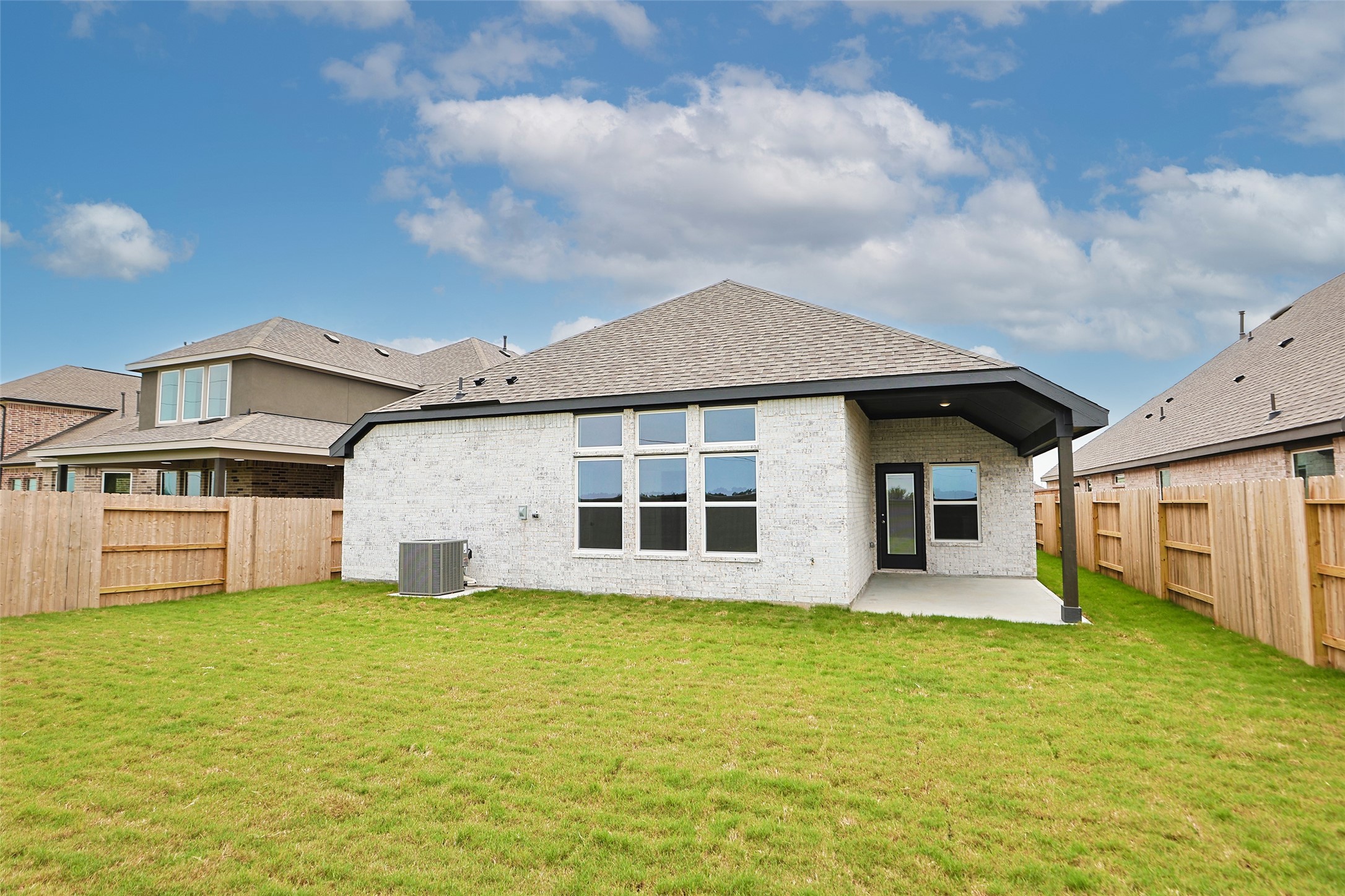 523 Selaura Street Rosenberg, TX 77471 - Photo 32 of 33