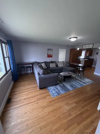 $1,500 | 731 2nd Avenue, Morris, IL 60450