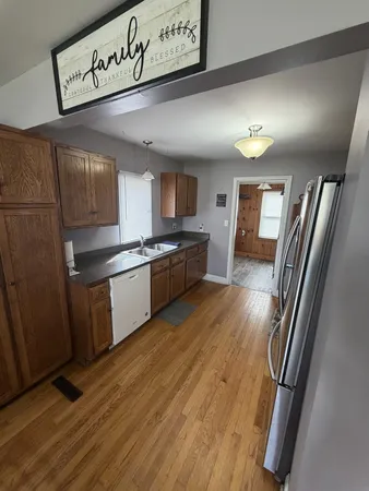 $1,500 | 731 2nd Avenue, Morris, IL 60450