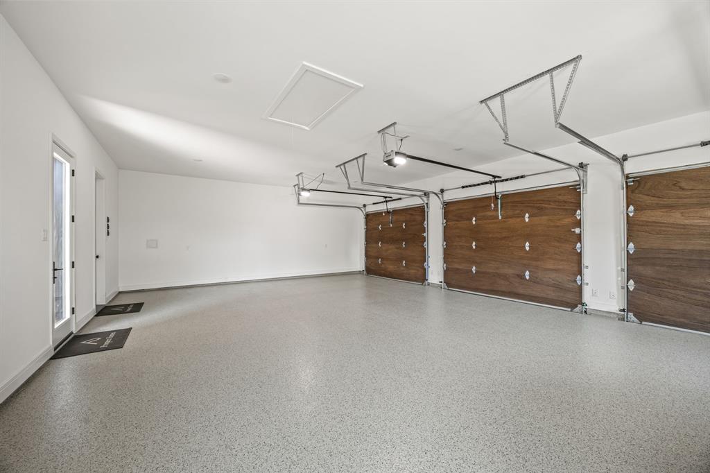 4557 Ridge Road Dallas, TX 75229 - Photo 35 of 37 an empty room with windows