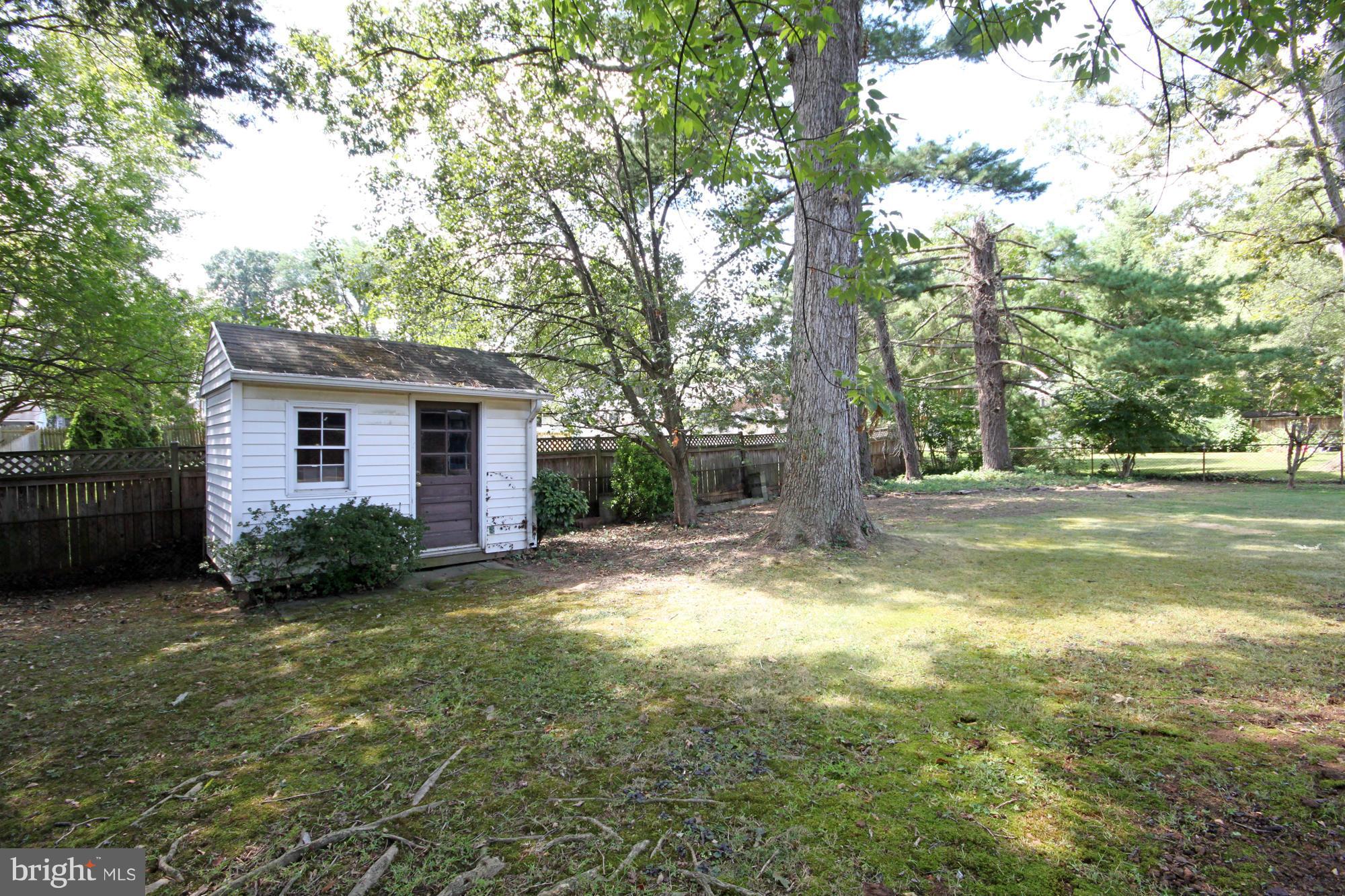 7411 Jervis Street Springfield, VA 22151 - Photo 20 of 27 Exterior (Rear)