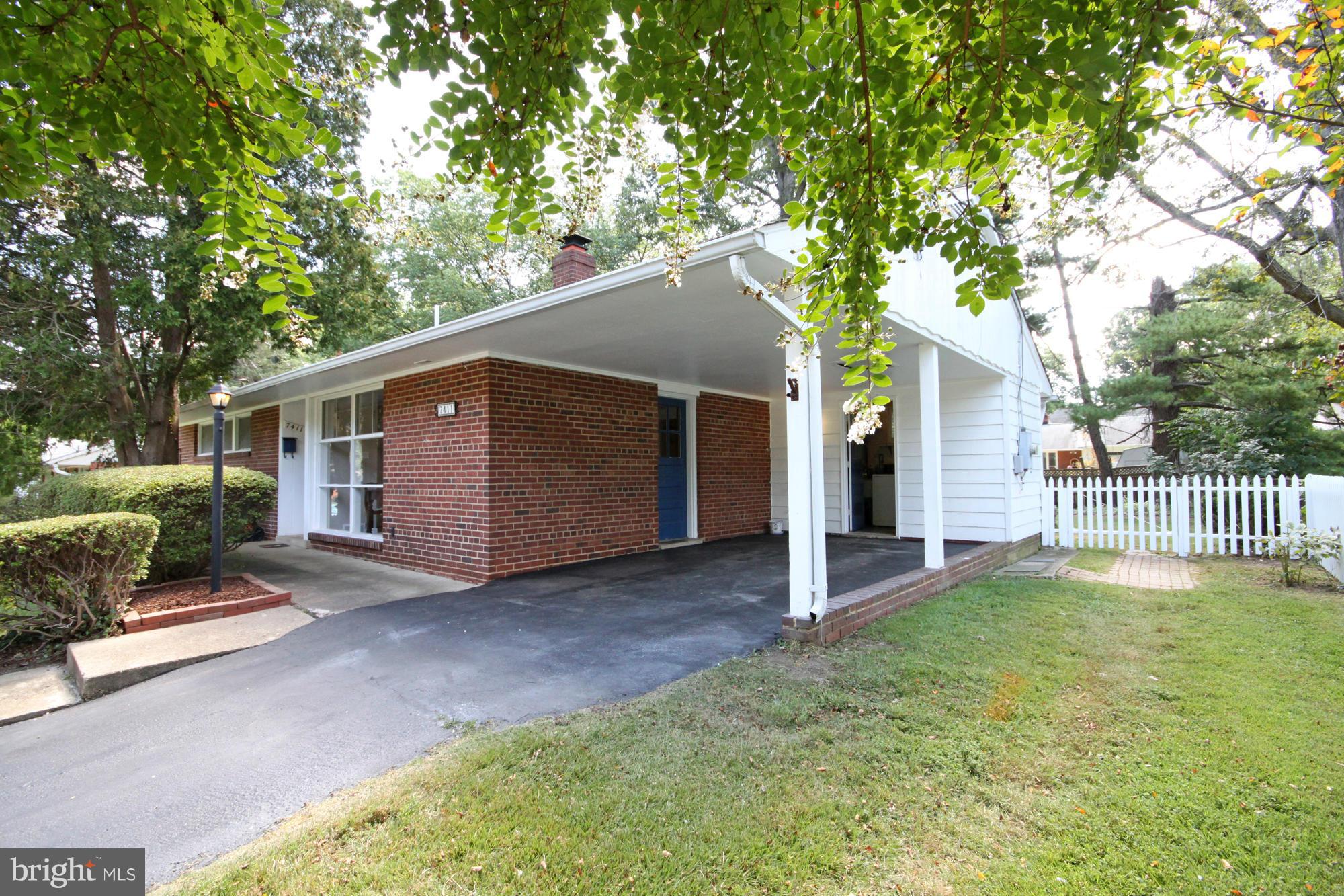 7411 Jervis Street Springfield, VA 22151 - Photo 22 of 27 Exterior (Front)