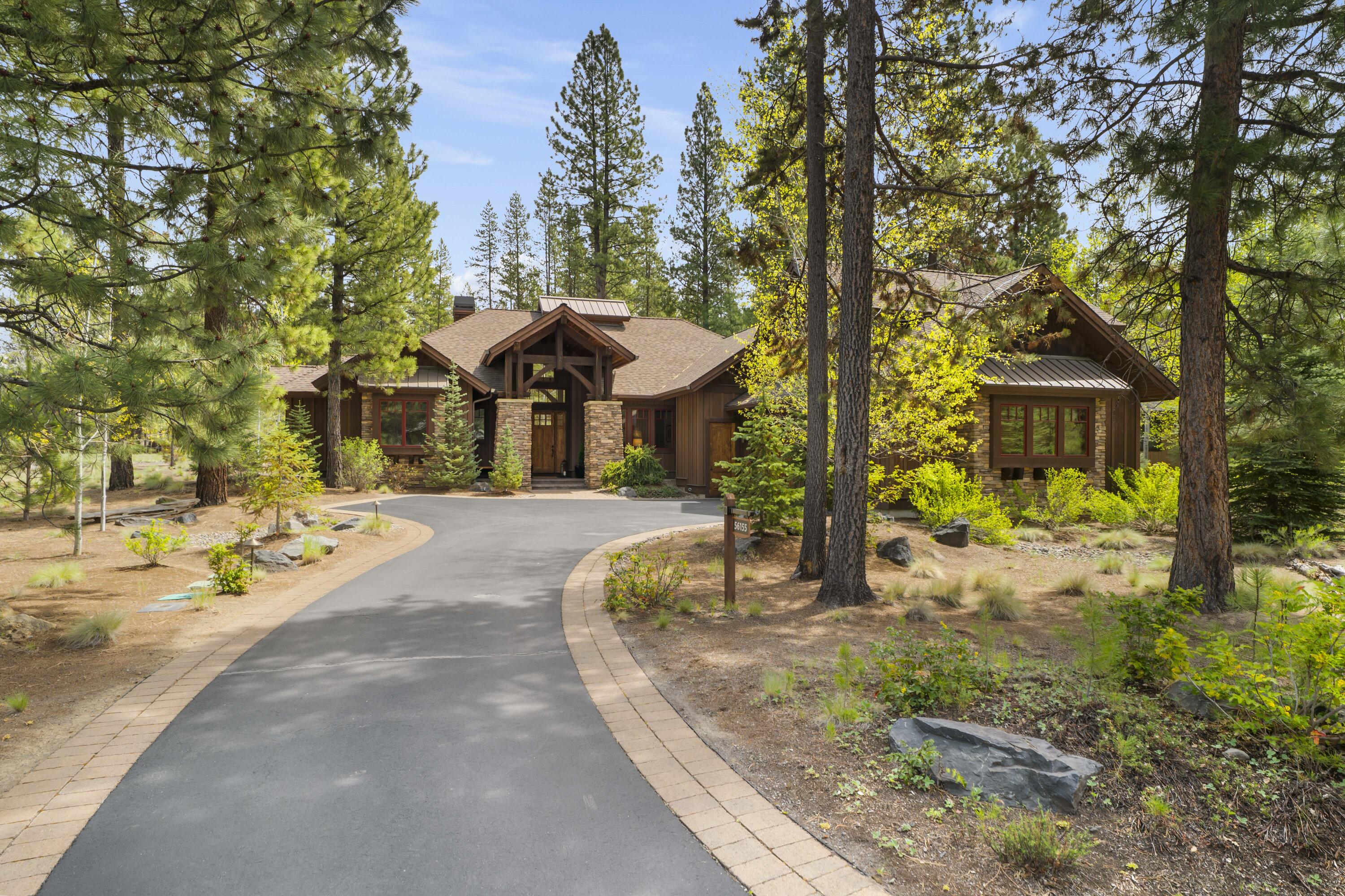 56155 Sable Rock Loop, Unit 277 Bend, OR 97707 - Photo 57 of 63 Exterior Front