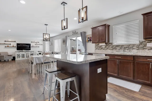 $595,000 | 3827 Trillium Trail, Elgin, IL 60124