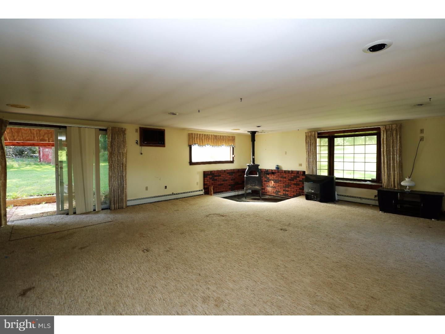 291 Blue Rocks Road Lenhartsville, PA 19534 - Photo 15 of 23 Gallery Image 15