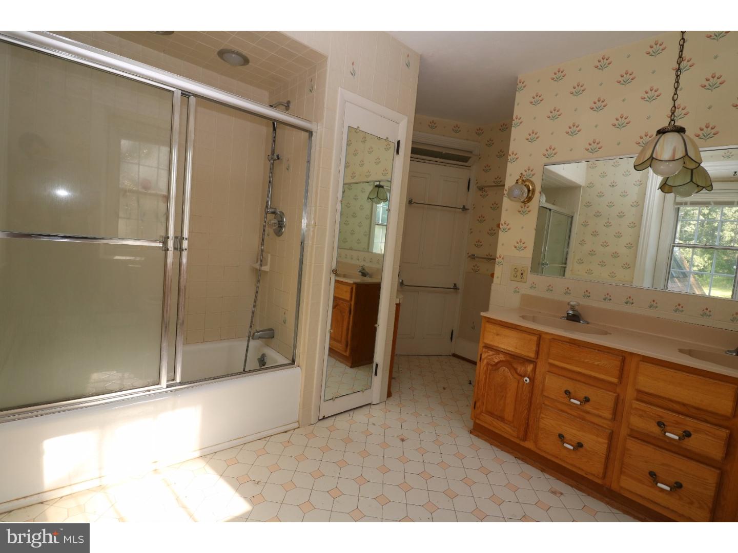 291 Blue Rocks Road Lenhartsville, PA 19534 - Photo 18 of 23 Gallery Image 18
