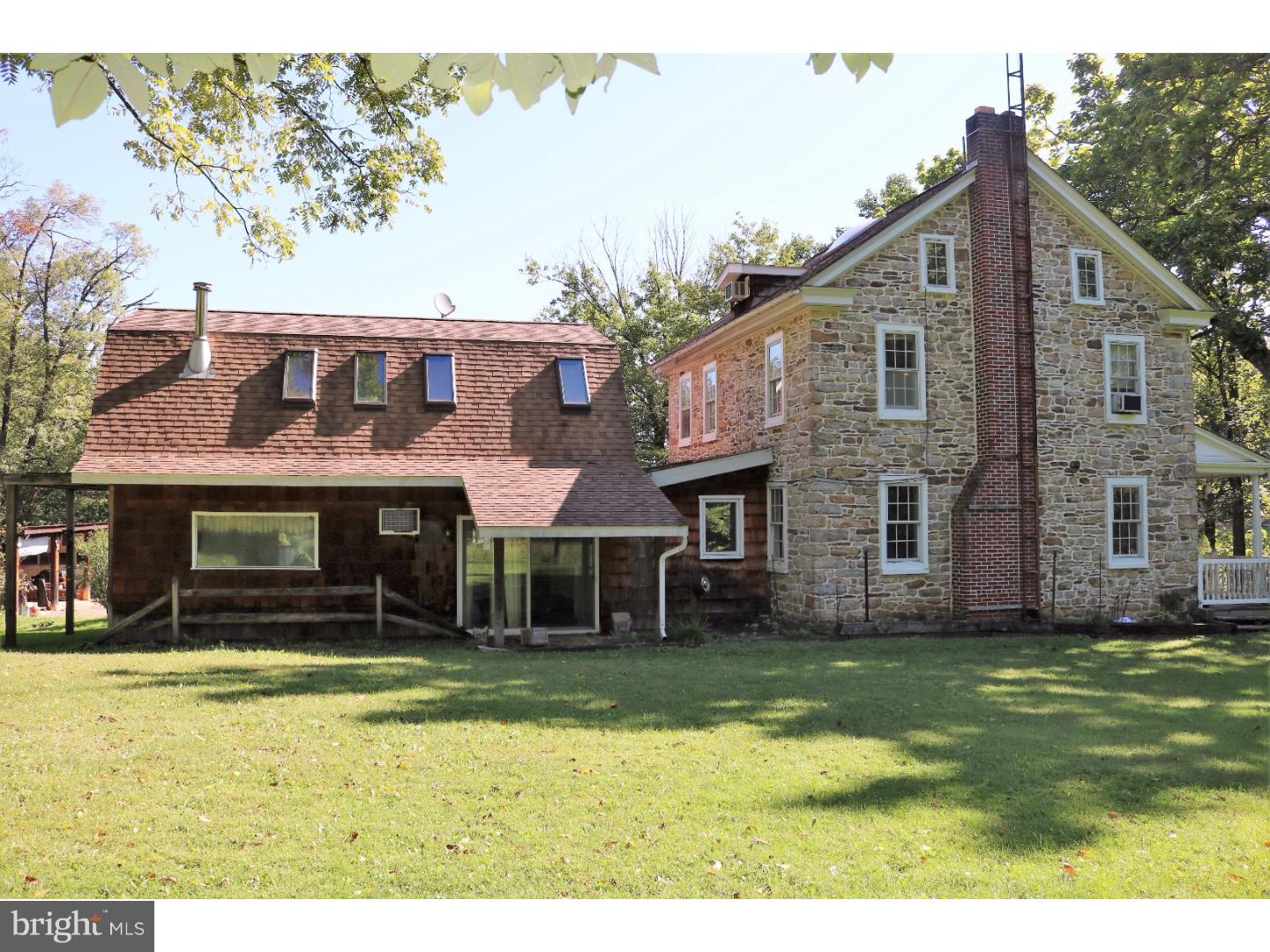 291 Blue Rocks Road Lenhartsville, PA 19534 - Photo 4 of 23 Gallery Image 4