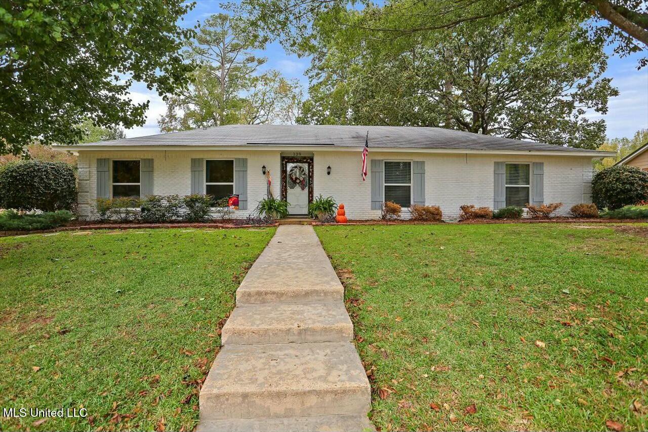 139 Longmeadow Road Brandon, MS 39042 - Photo 1 of 35 tempImageAwA6fM