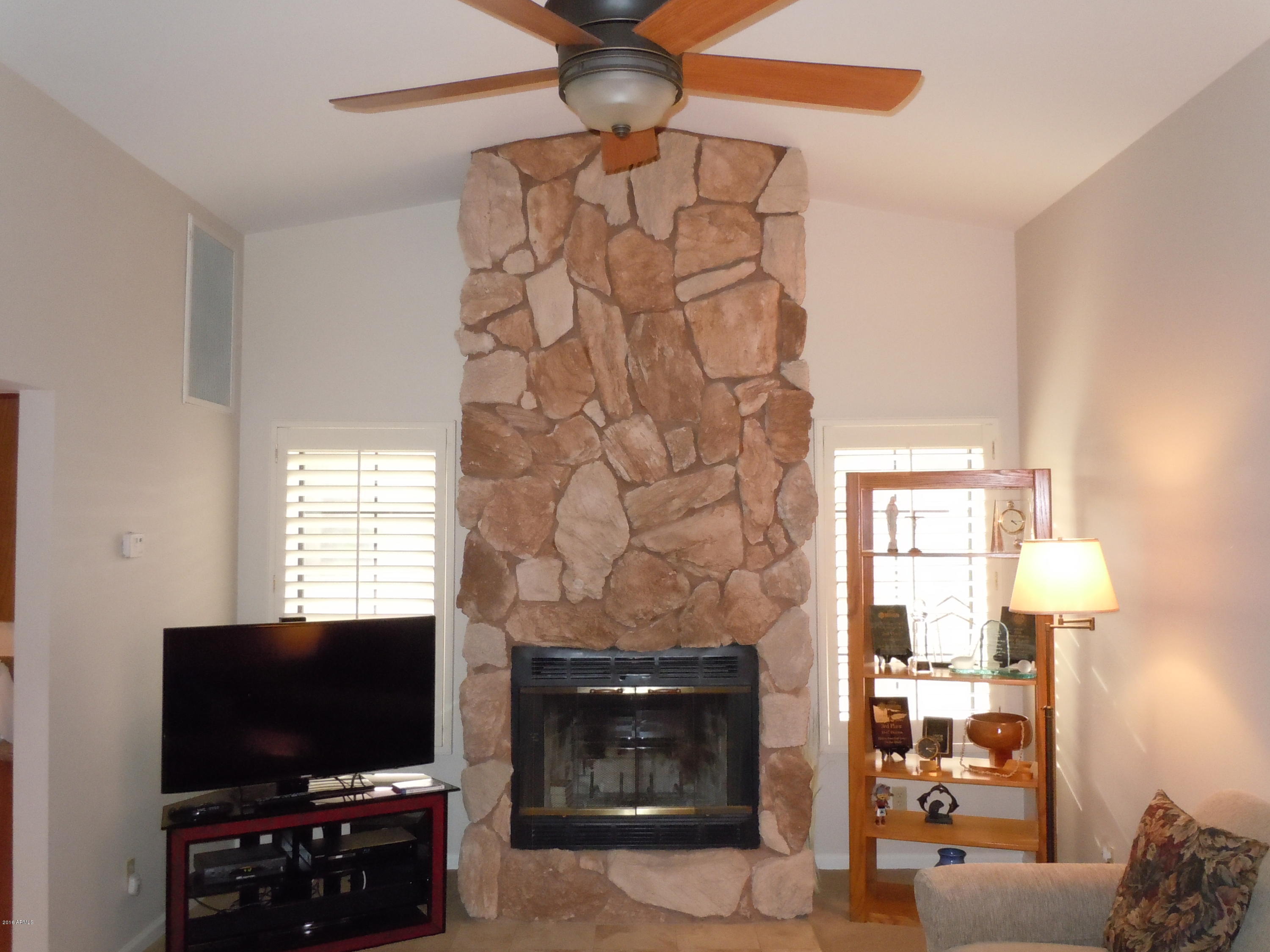 1121 West Ocotillo Road Phoenix, AZ 85013 - Photo 15 of 42 DSCN1997