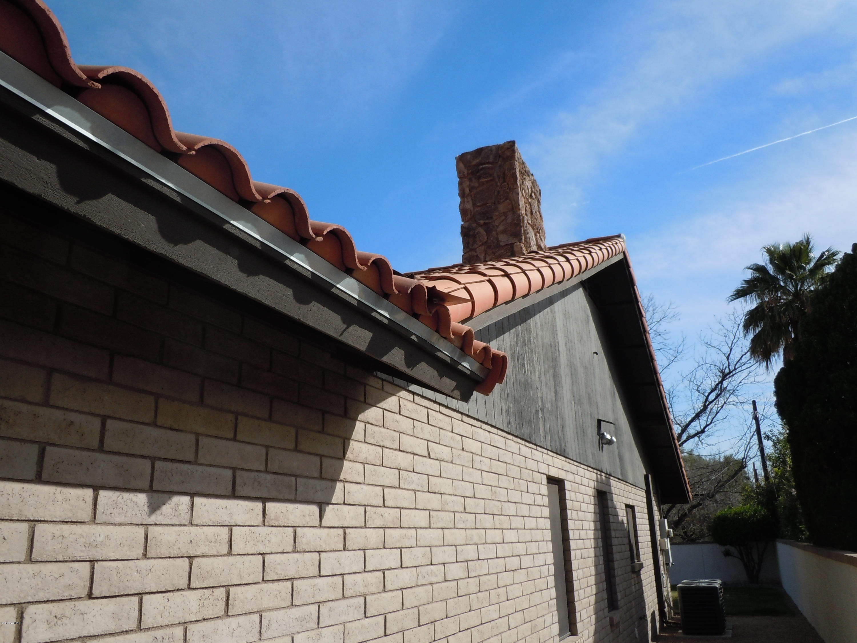 1121 West Ocotillo Road Phoenix, AZ 85013 - Photo 6 of 42 DSCN1985