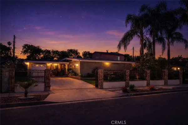 $950,000 | 506 West Rosslynn Avenue, Fullerton, CA 92832