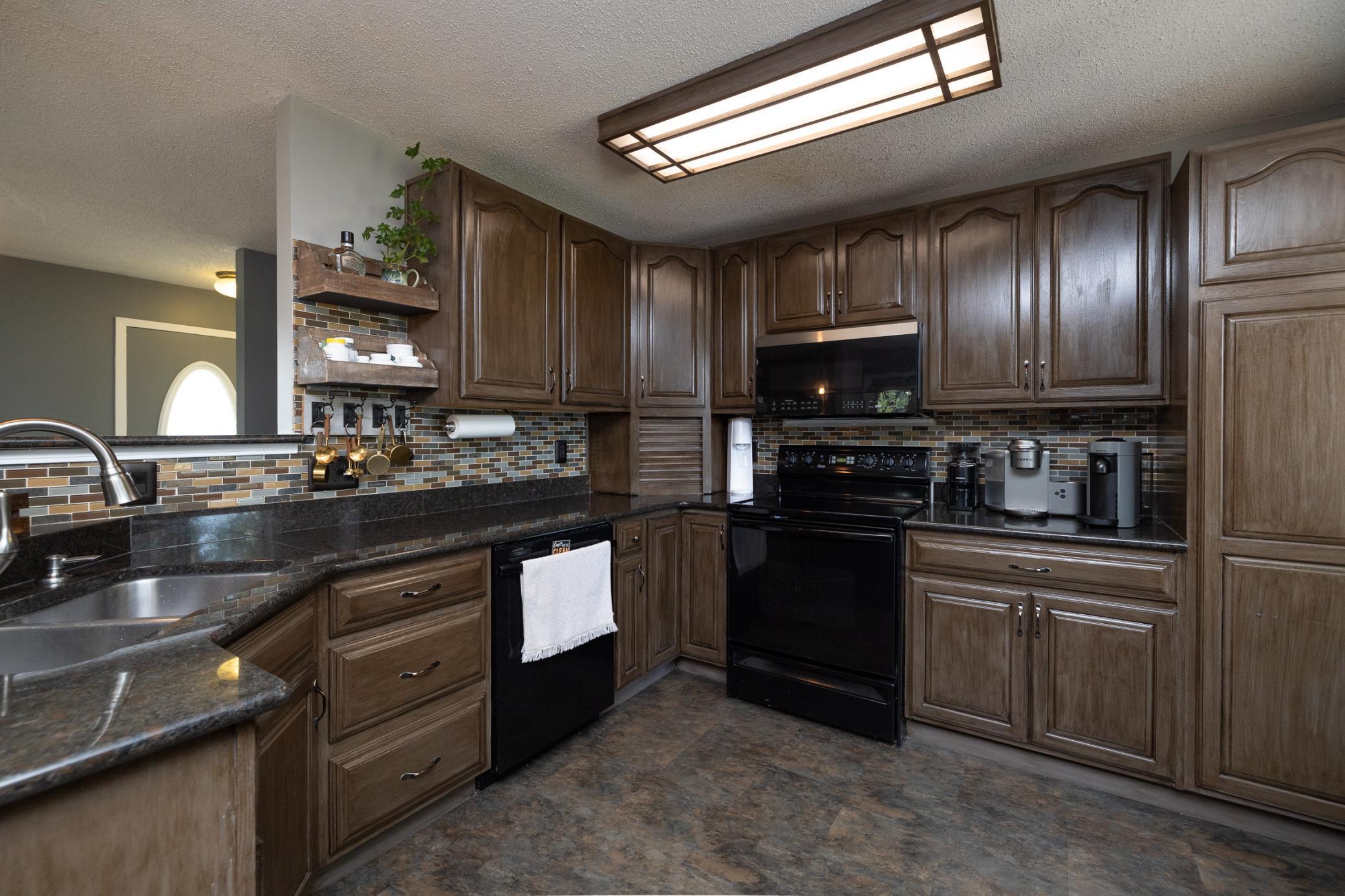 740 Laura Street Prescott, WI 54021 - Photo 12 of 52 Gallery Image 12