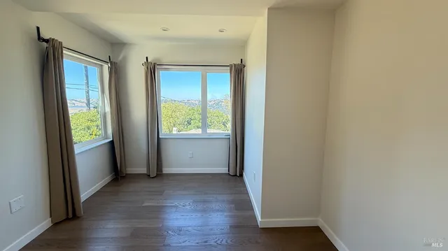 $2,168,600 | 221 El Toyonal, Orinda, CA 94563