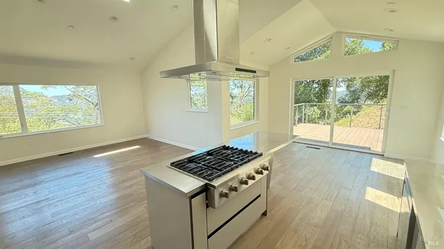 $2,168,600 | 221 El Toyonal, Orinda, CA 94563